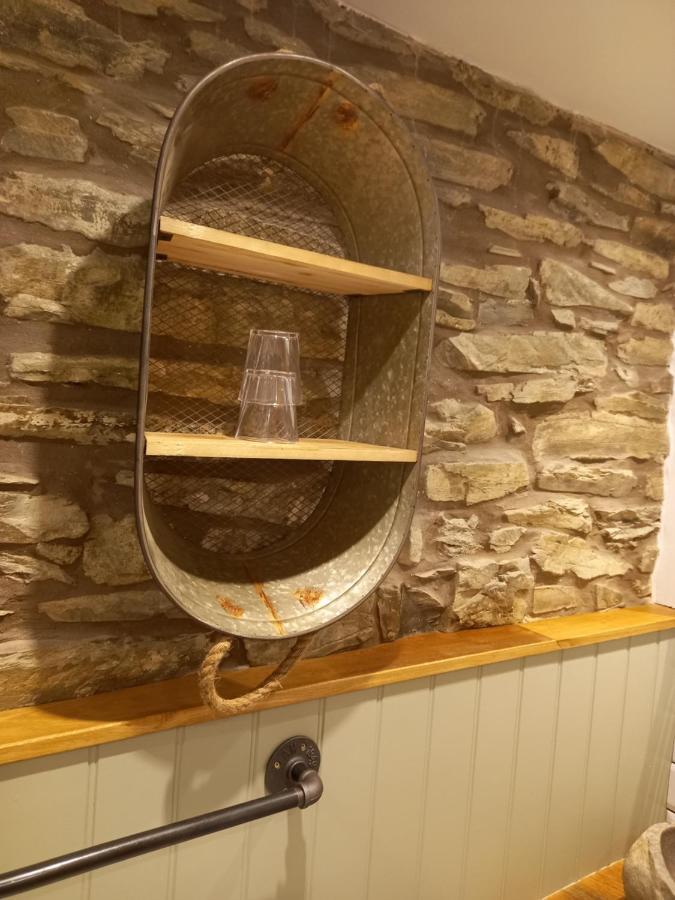 Hay Barn, Penrheol Farm, Unique Barn Conversion ビルス・ウェールズ エクステリア 写真